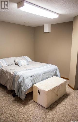 113 Hutcheson Street, Melfort, SK - Indoor Photo Showing Bedroom
