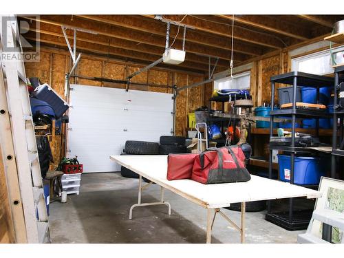 5415 Highway 97, Oliver, BC - Indoor Photo Showing Garage