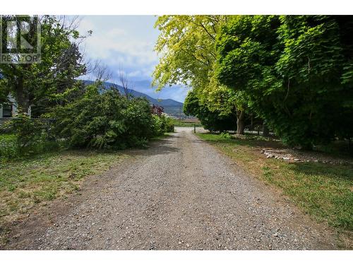 5415 Highway 97, Oliver, BC - Outdoor