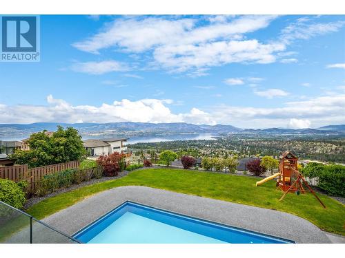 924 Lamont Lane, Kelowna, BC - Outdoor With View