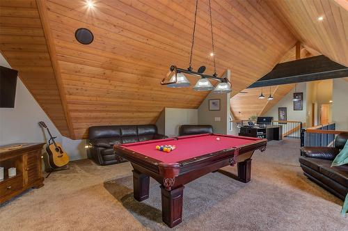 4495 Maxwell Road, Peachland, BC - Indoor Photo Showing Other Room