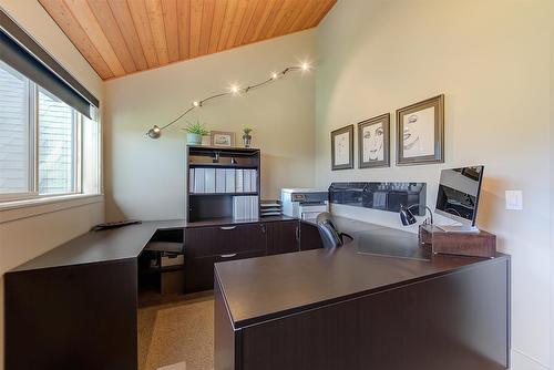 4495 Maxwell Road, Peachland, BC - Indoor