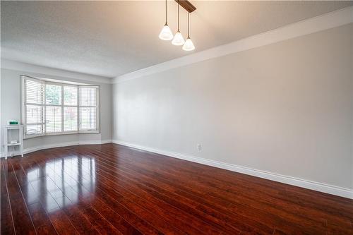 663 Acadia Drive, Hamilton, ON - Indoor Photo Showing Other Room