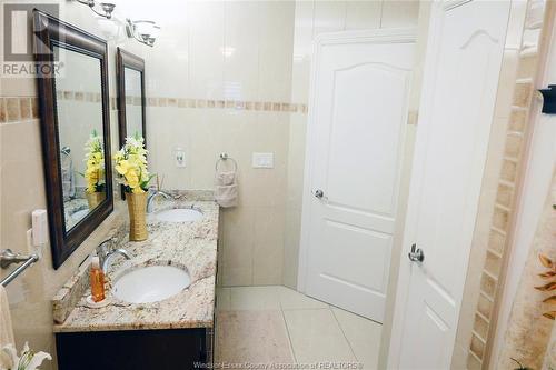 3096 Tyler Court, Windsor, ON - Indoor Photo Showing Bathroom