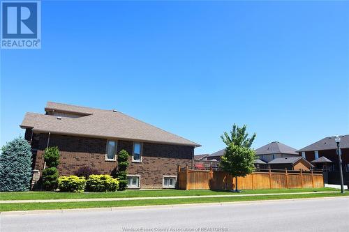 3096 Tyler Court, Windsor, ON - Outdoor