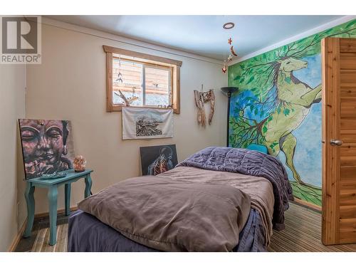 1291 Mallory Road, Enderby, BC - Indoor Photo Showing Bedroom