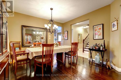 14 Masters Green Crescent, Brampton (Snelgrove), ON - Indoor Photo Showing Dining Room