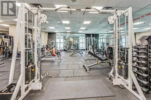 610 - 99 Harbour Square, Toronto, ON - Indoor Photo Showing Gym Room