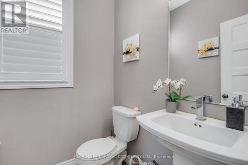298 Tremaine Crescent, Kitchener, ON - Indoor Photo Showing Bathroom
