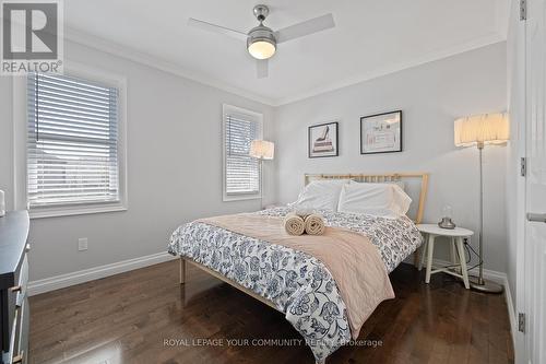 870 Beach Boulevard, Hamilton (Hamilton Beach), ON - Indoor Photo Showing Bedroom