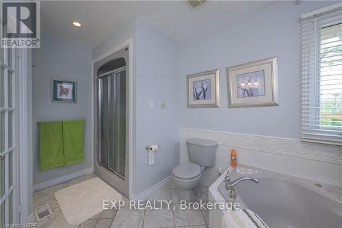 3947 Stacey Crescent, London, ON - Indoor Photo Showing Bathroom