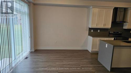 Main - 9278 Griffon Street, Niagara Falls, ON - Indoor Photo Showing Kitchen