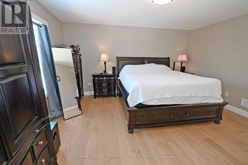 105 Aspen Circle, Thames Centre (Thorndale), ON - Indoor Photo Showing Bedroom