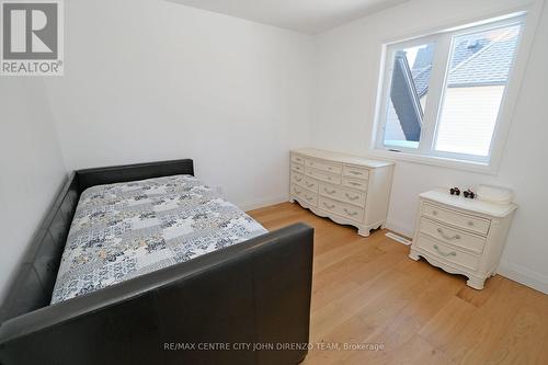 105 Aspen Circle, Thames Centre (Thorndale), ON - Indoor Photo Showing Bedroom