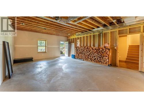 4720 36Th Street, Canyon, BC - Indoor Photo Showing Basement