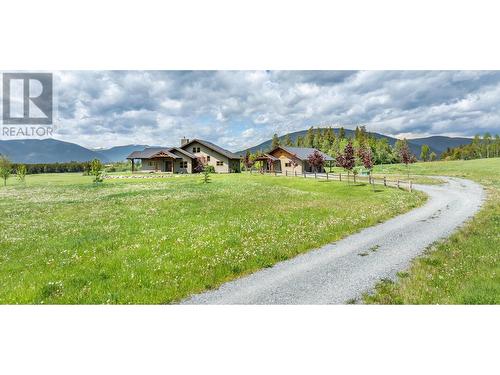 4720 36Th Street, Canyon, BC - Outdoor With View