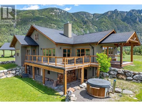 4720 36Th Street, Canyon, BC - Outdoor With Deck Patio Veranda