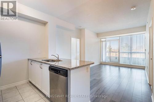 217 - 349 Rathburn Road W, Mississauga (City Centre), ON - Indoor Photo Showing Kitchen