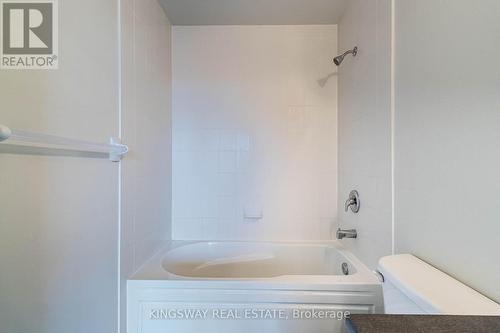 217 - 349 Rathburn Road W, Mississauga (City Centre), ON - Indoor Photo Showing Bathroom