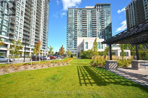 217 - 349 Rathburn Road W, Mississauga (City Centre), ON - Outdoor With Facade