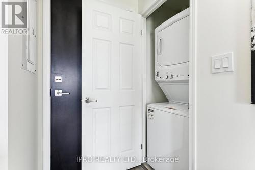 609 - 200 Lagerfeld Drive, Brampton, ON - Indoor Photo Showing Laundry Room