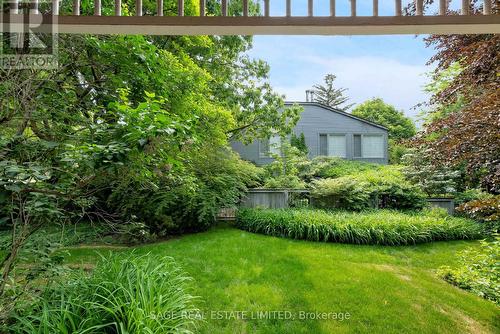 322 La Rose Avenue, Toronto (Willowridge-Martingrove-Richview), ON - Outdoor