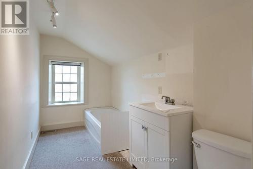 322 La Rose Avenue, Toronto (Willowridge-Martingrove-Richview), ON - Indoor Photo Showing Bathroom