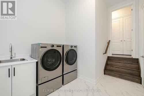 6 Fair Winds Lane, East Gwillimbury, ON - Indoor Photo Showing Laundry Room