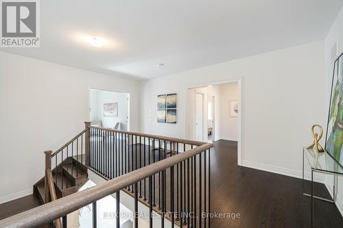 6 Fair Winds Lane, East Gwillimbury, ON - Indoor Photo Showing Other Room