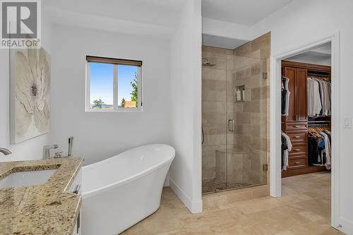 1162 Montrose Place, Kelowna, BC - Indoor Photo Showing Bathroom