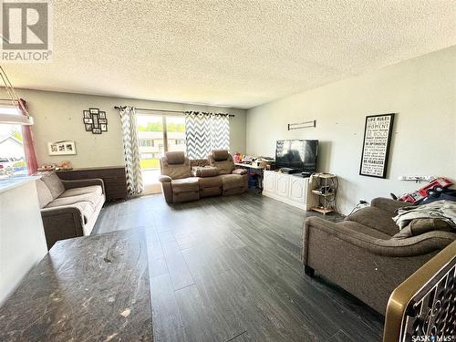 139 Macdowall Crescent, Prince Albert, SK - Indoor Photo Showing Living Room