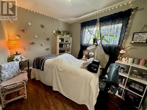 3706 22 Street, Vernon, BC - Indoor Photo Showing Bedroom