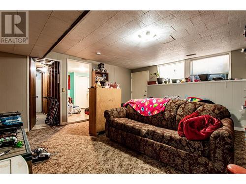 3706 22 Street, Vernon, BC - Indoor