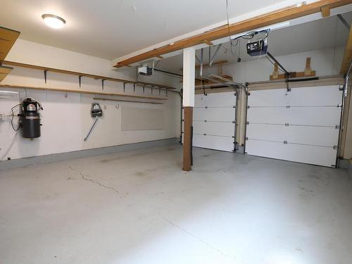 1847 Juniper Drive, Merritt, BC - Indoor Photo Showing Garage