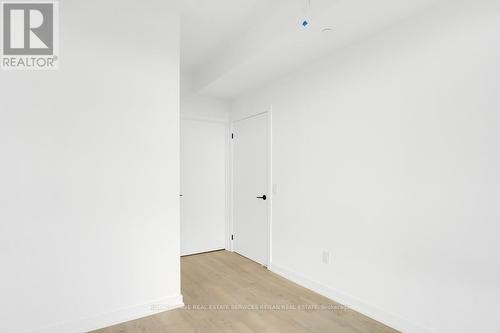 1311 - 220 Missinnihe Way, Mississauga, ON - Indoor Photo Showing Other Room