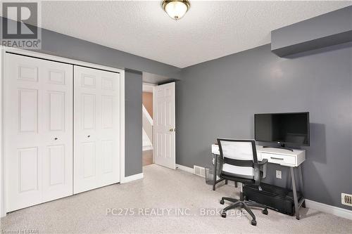 2736 Hutchinson Court, London, ON - Indoor Photo Showing Office
