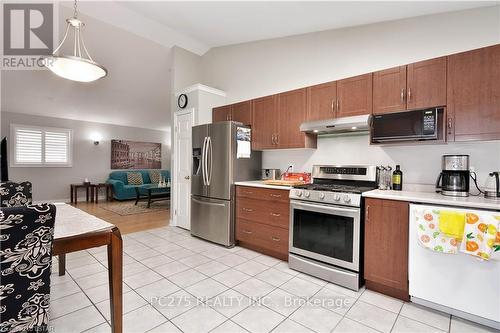 2736 Hutchinson Court, London, ON - Indoor Photo Showing Kitchen With Stainless Steel Kitchen