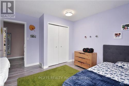 39 Golfdale Crescent, London, ON - Indoor Photo Showing Bedroom