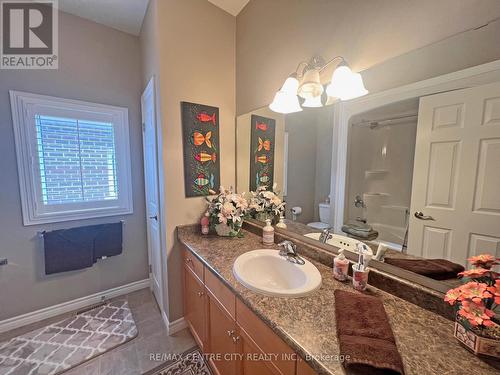 Unit 15 - 101 Southgate Parkway, St. Thomas, ON - Indoor Photo Showing Bathroom