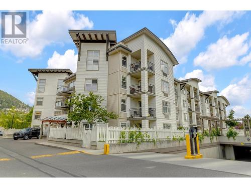 533 Yates Road Unit# 301, Kelowna, BC - Outdoor With Facade