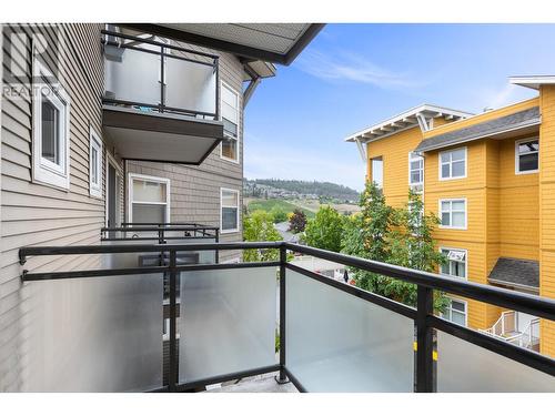 533 Yates Road Unit# 301, Kelowna, BC - Outdoor With Exterior