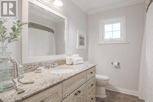 30 Oreilly Lane, Kawartha Lakes, ON - Indoor Photo Showing Bathroom