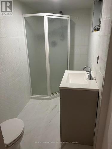 151 Avonlough Road N, Belleville, ON - Indoor Photo Showing Bathroom