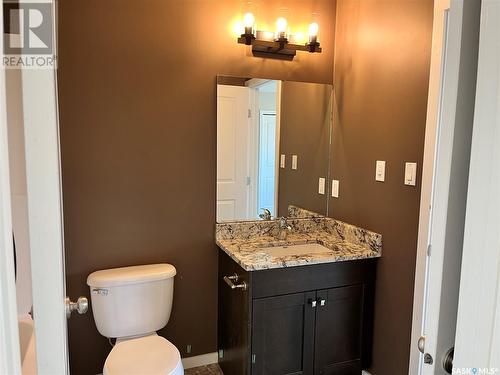 502 Geary Crescent, Saskatoon, SK - Indoor Photo Showing Bathroom