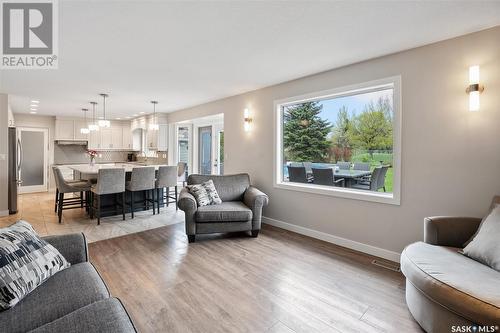 143 Trotchie Crescent, Saskatoon, SK - Indoor Photo Showing Living Room