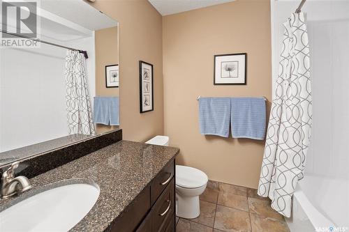 143 Trotchie Crescent, Saskatoon, SK - Indoor Photo Showing Bathroom