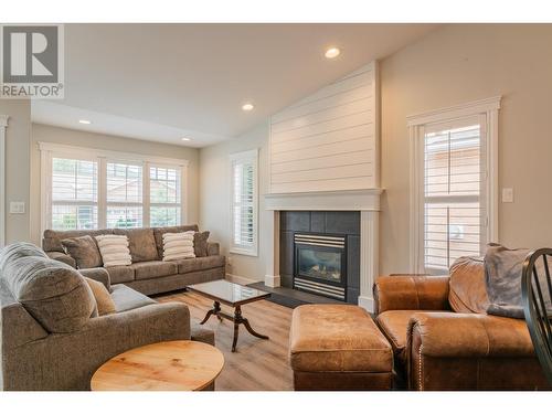 7981 Birchwood  Drive, Trail, BC - Indoor Photo Showing Living Room With Fireplace