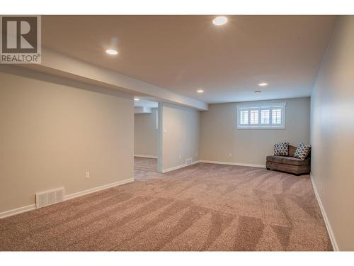 7981 Birchwood  Drive, Trail, BC - Indoor Photo Showing Other Room