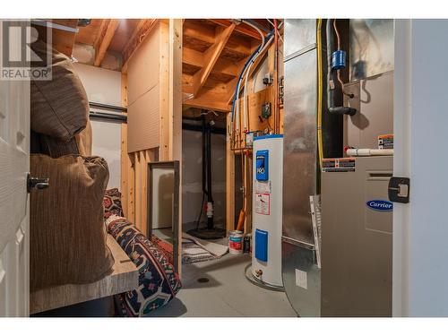 7981 Birchwood  Drive, Trail, BC - Indoor Photo Showing Basement