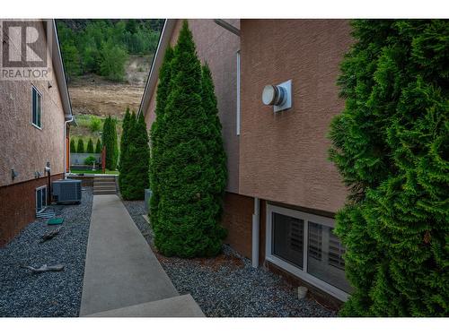 7981 Birchwood  Drive, Trail, BC - Outdoor